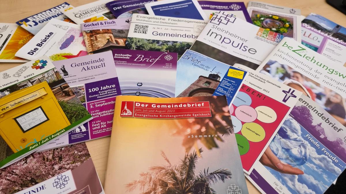 Gemeindebriefe | Foto: Kai Fuchs / fundus-medien.de Gemeindebriefe | Foto: Kai Fuchs / fundus-medien.de