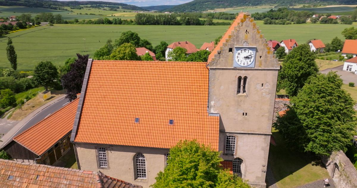 Wehrkirche St. Albanus, Kaltensundheim Wehrkirche St. Albanus, Kaltensundheim